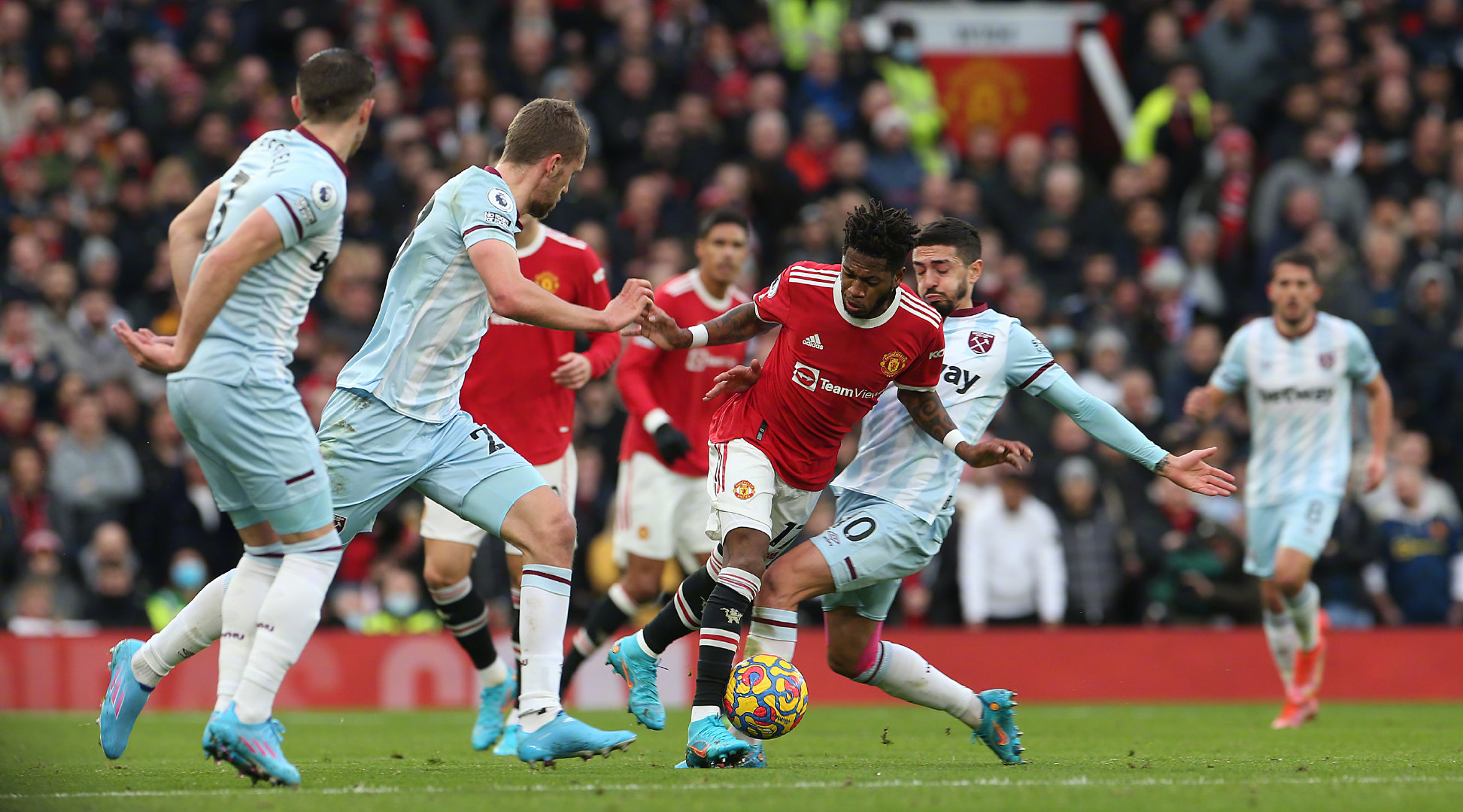 新帅的带领 新帅的带领